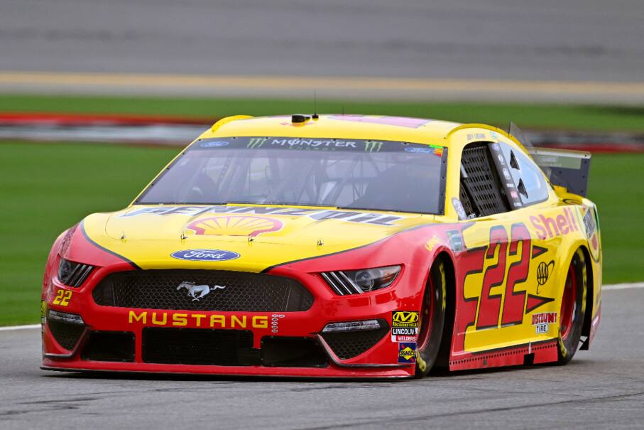 Joey Logano sat on the pole and won Stage 1 after leading 35 of the 50 laps. Joey Logano sat on the pole and won Stage 1 after leading 35 of the 50 laps.